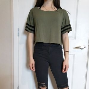Bozzolo olive green cropped t